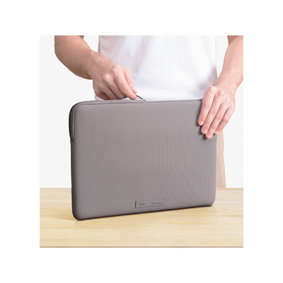 Uniq Cyprus Ridge Edition Water-Resistant Neoprene Laptop Sleeve 13” (Up To 14") - Sugar Pink