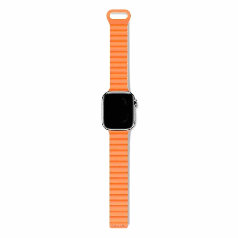Decoded Apple Watch 49/45/44/42 mm Gen 1-10-SE Silicone Magnet Traction Loop Strap Lite - Apricot