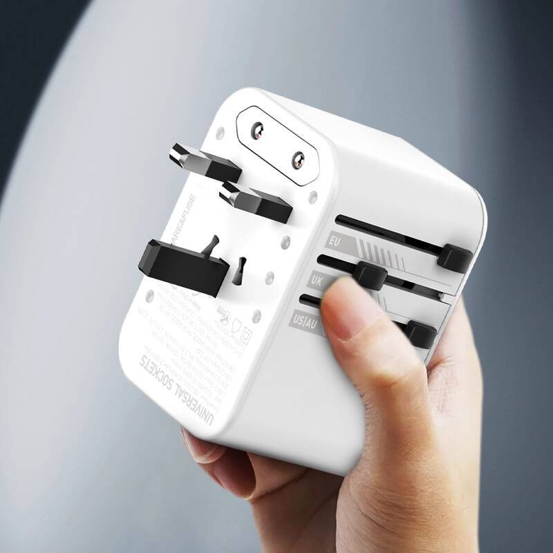 لدنيو Z8 Universal GaN سريع شاحن محول السفر العالمي - 45W / أبيض