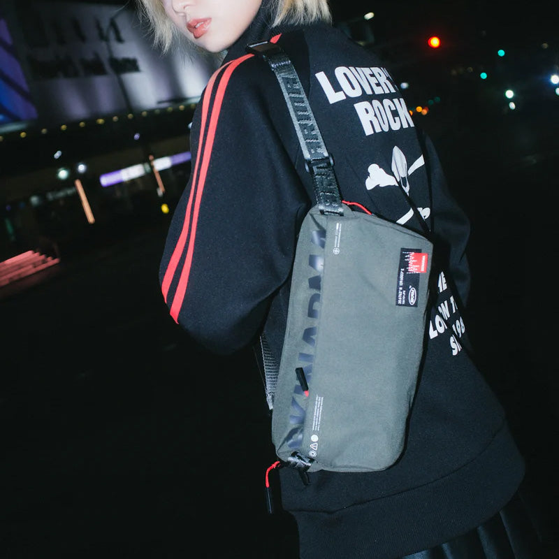 SKINARMA Fardel Crossbody Carrylogy Fabric - Black Accessories > Other Accessories
