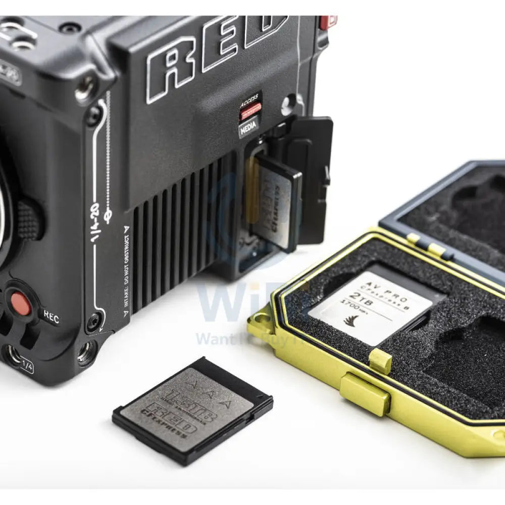 ANGELBIRD Media Tank Case for CF-Express Type B Cards Storage > Memory Cards