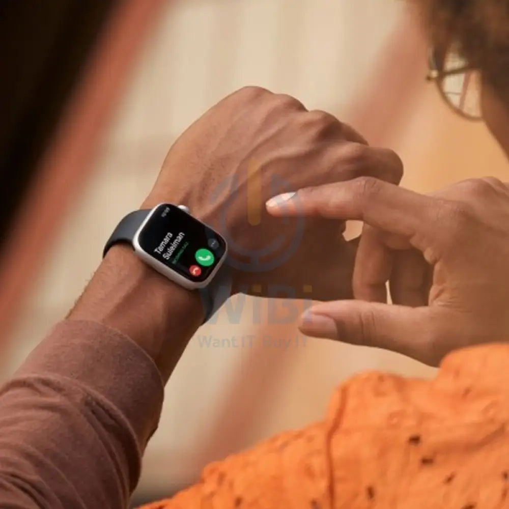 Apple Watch Series 8 - OLED / 32GB / 45mm / Bluetooth / Wi-Fi / Silver