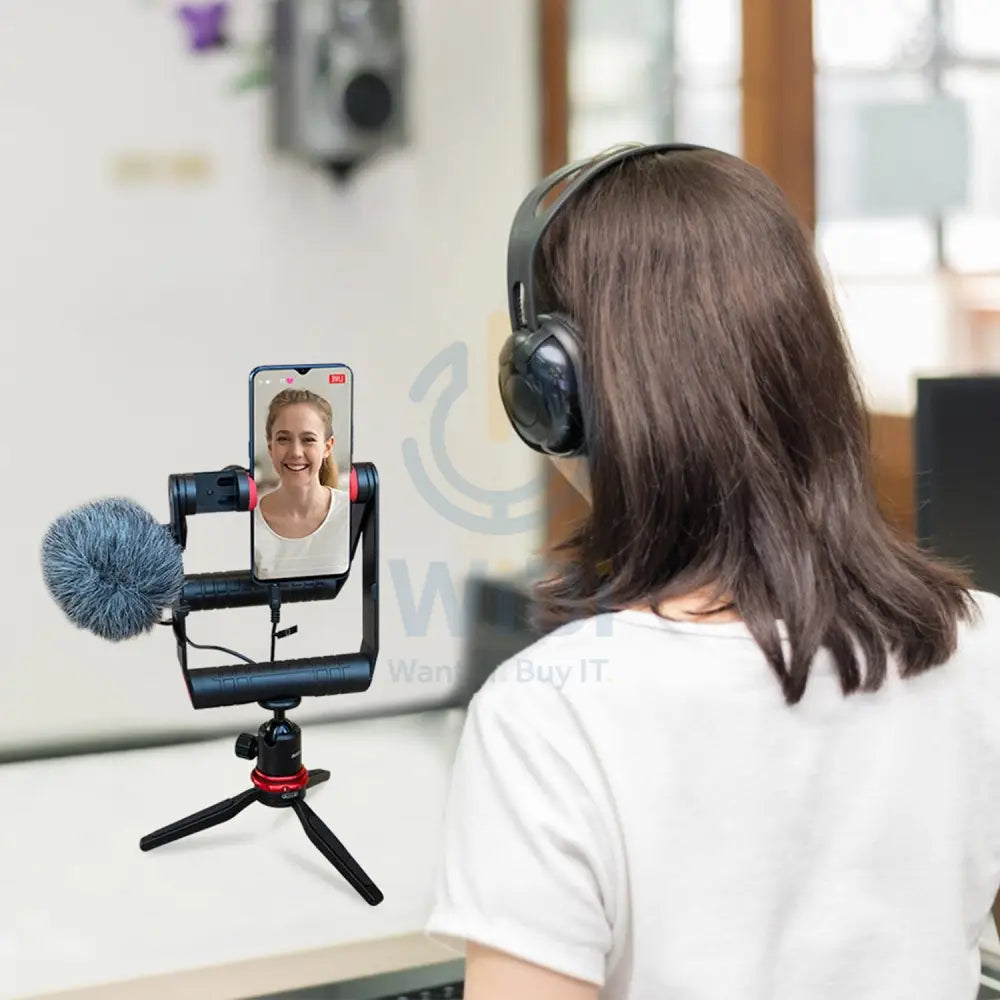BOYA Vlog kit - Black Accessories > Mobiles & Tablets > Mobiles > Mobile Holder / Stands