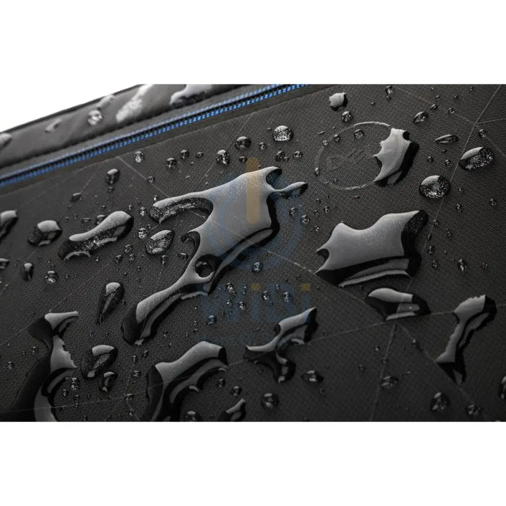 Dell Essential Briefcase - 15.6-inch / Water-Resistant / Black - Laptop Bag