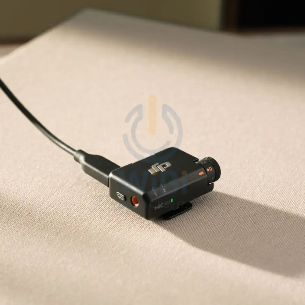 DJI Mic Mini (2 TX + 1 RX + Charging Case) Accessories > Audio > Microphone
