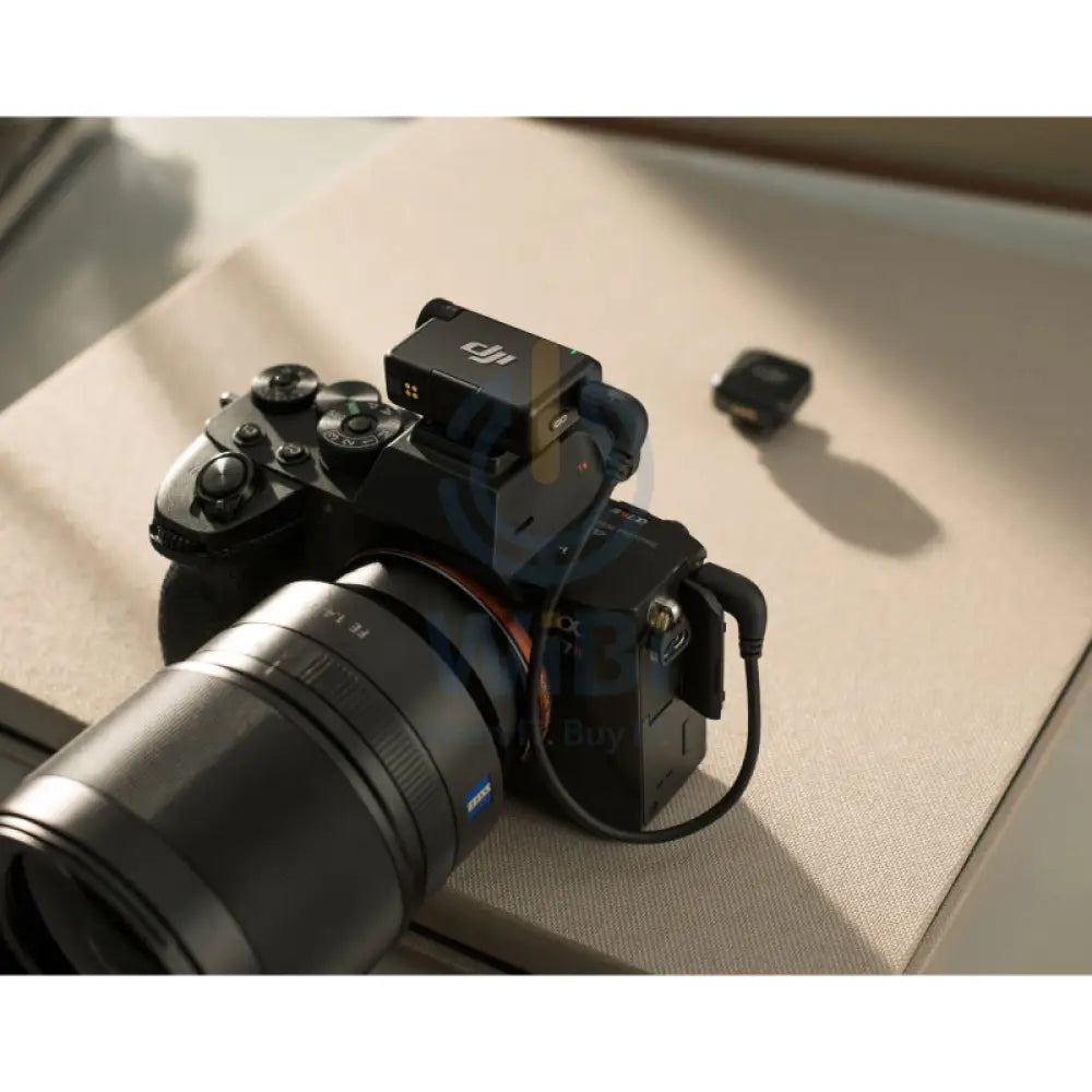 DJI Mic Mini (2 TX + 1 RX + Charging Case) Accessories > Audio > Microphone