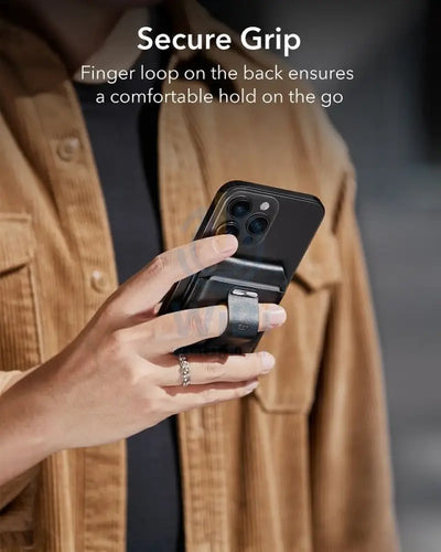 ESR HaloLock Geo Wallet Grip Stand - Midnight Black Accessories > Mobiles & Tablets > Mobiles > Mobile Holder / Stands
