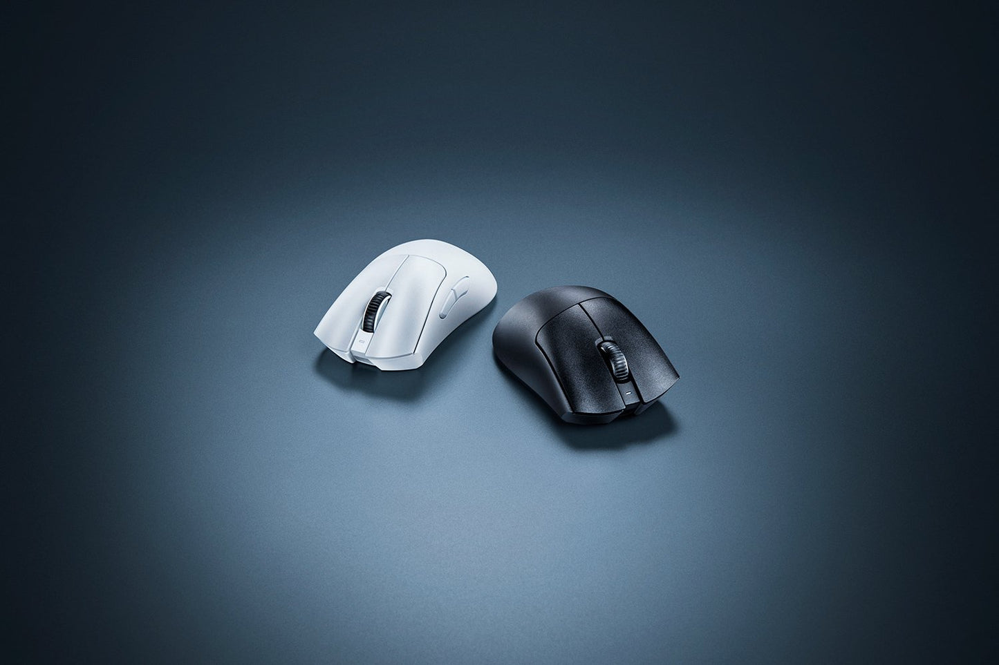 Razer DeathAdder V3 Pro Ultra-Lightweight Wireless/Wired Ergonomic Esports Mouse -White