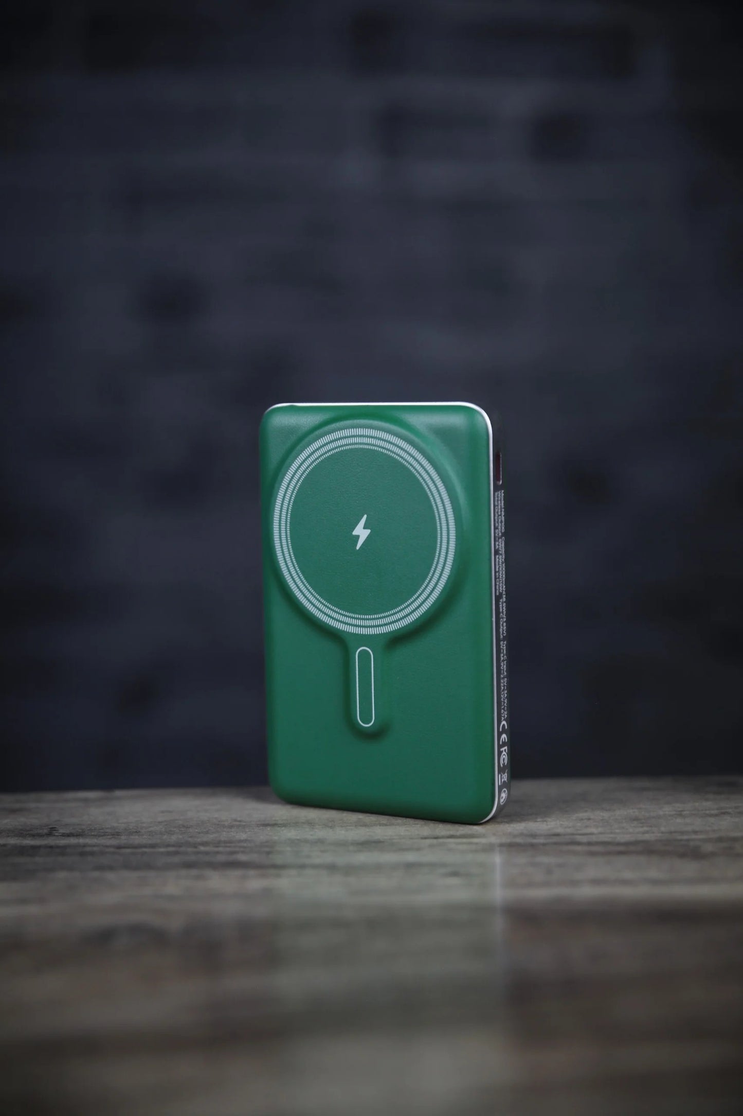 Lzel Magsafe Novus Magpower Power Bank - 10000mAh / 20W / USB-C / Green