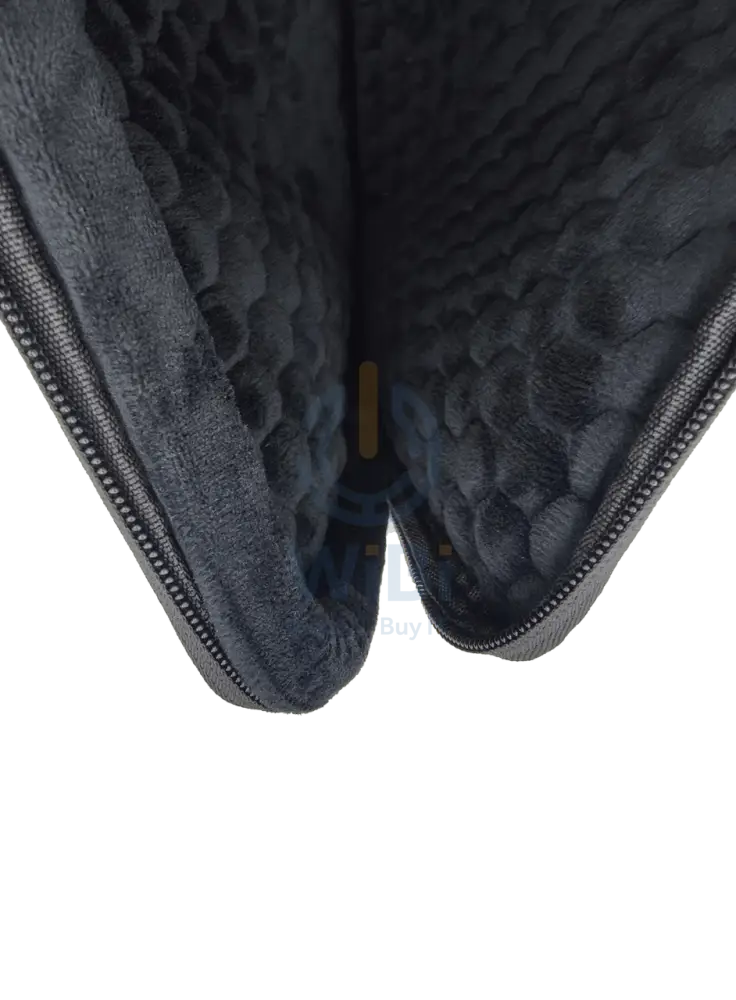 Itskins Performance Sleeve 360 Cover - Apple Macbook 13/14-inch / Black Accessories > Bag > Offer Zone