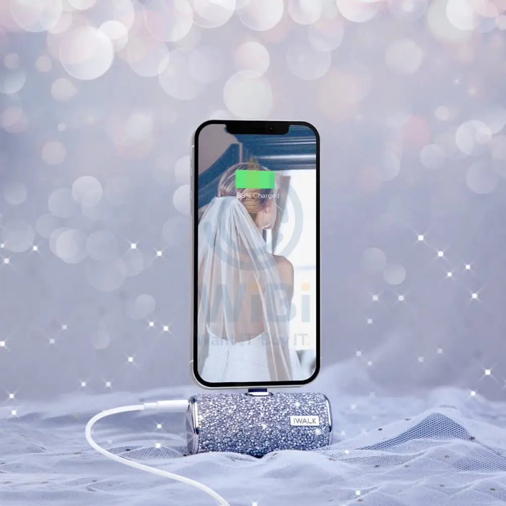 iWALK Link Me Plus Pocket Battery for iPhone - 4500 mAh / Lightning / Silver Diamond Accessories > Power Adapters