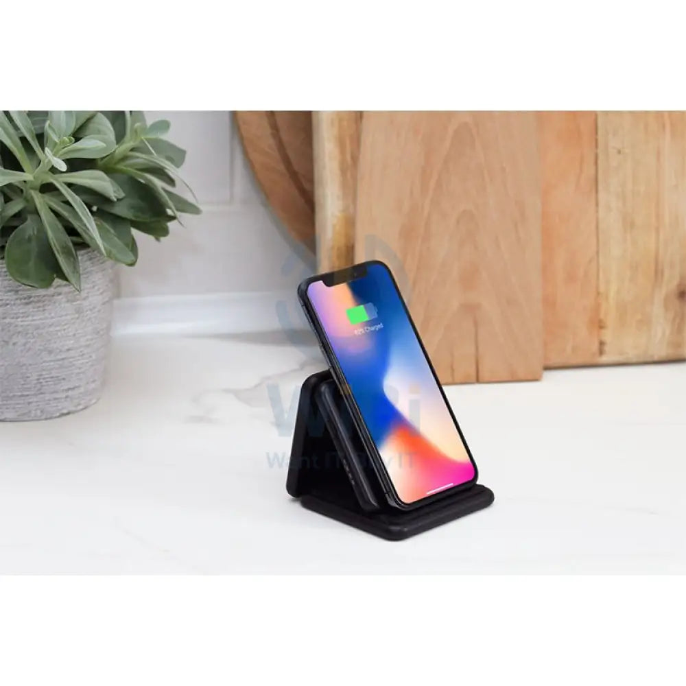 Kiwi Universal Wireless Charging Power Bank - 5000 mAh / Micro USB Accessories > Power Bank