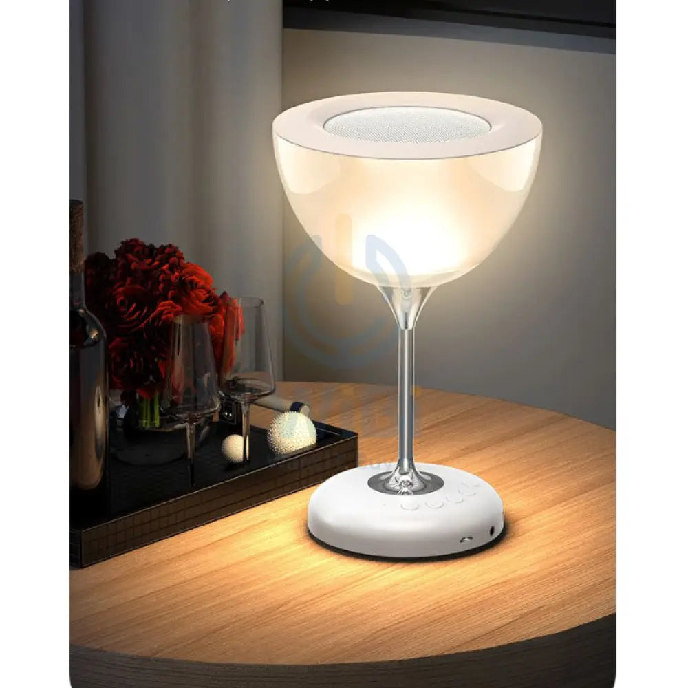 LEEDOR Desk Lamp Subwoofer Wireless Speaker 5W / Bluetooth / White Accessories > Audio > Speakers