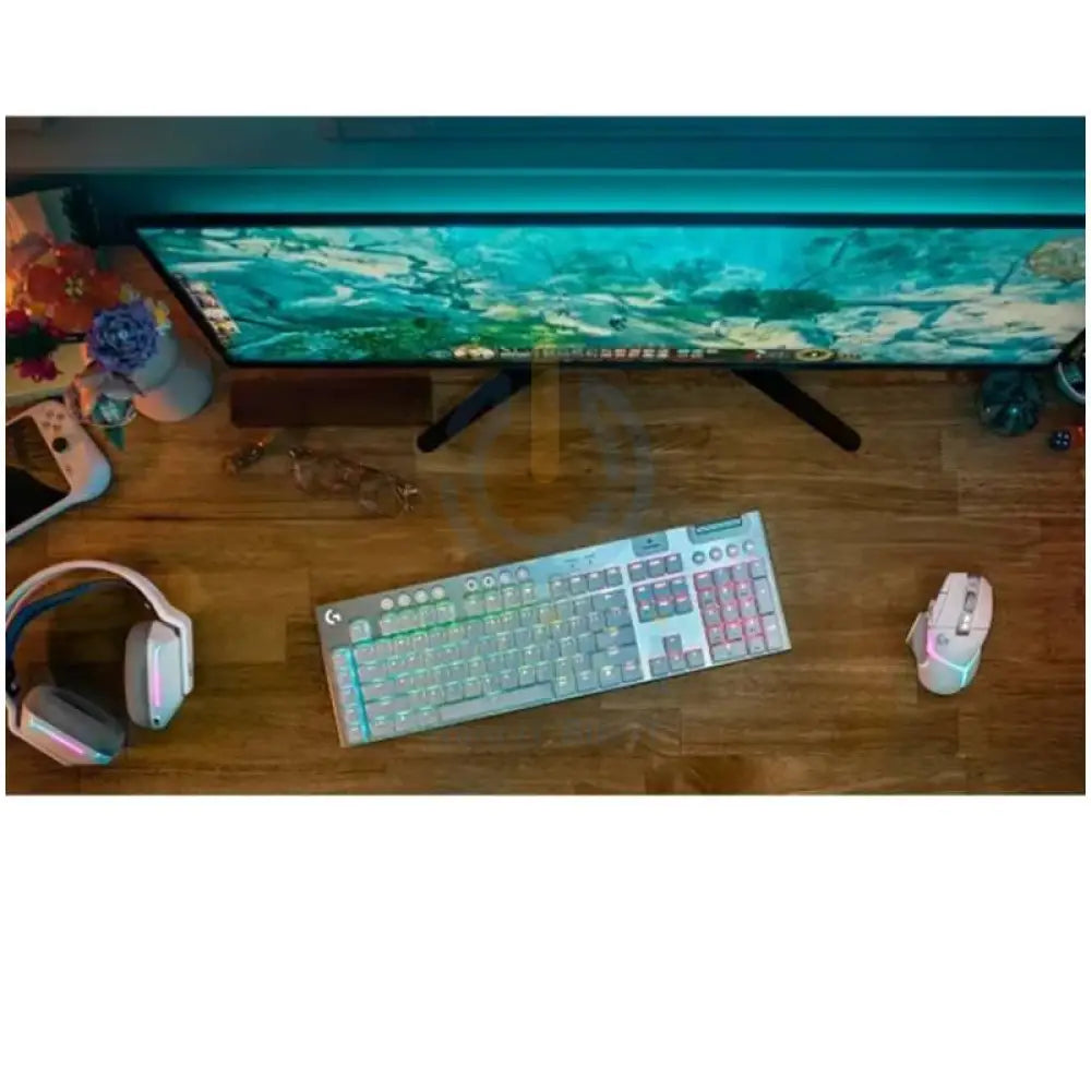 Logitech LIGHTSPEED Mechanical Gaming Keyboard - Wireless / RGB / Tactile / White Accessories > Keyboard & Mouse