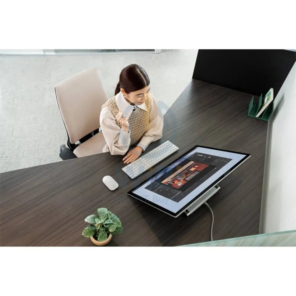 Microsoft Surface Studio 2 + AIO PC - i7 / 32GB / 1TB SSD / 28.0’’ PixelSense Multi-Touch / 6GB VGA / Win 11 Pro