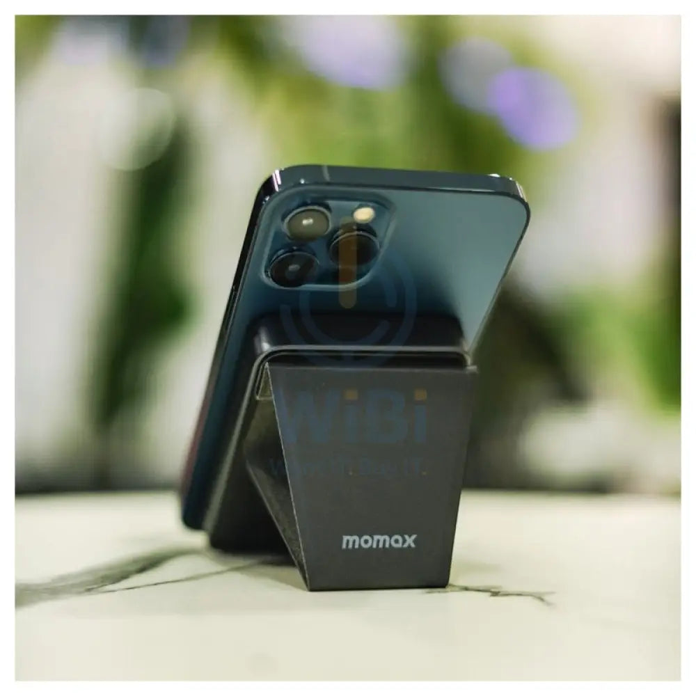 Momax Q.Mag Power 8 5000mAh Magnetic Wireless Battery Pack with Stand - 5000mAh / Grey Accessories > Power Bank