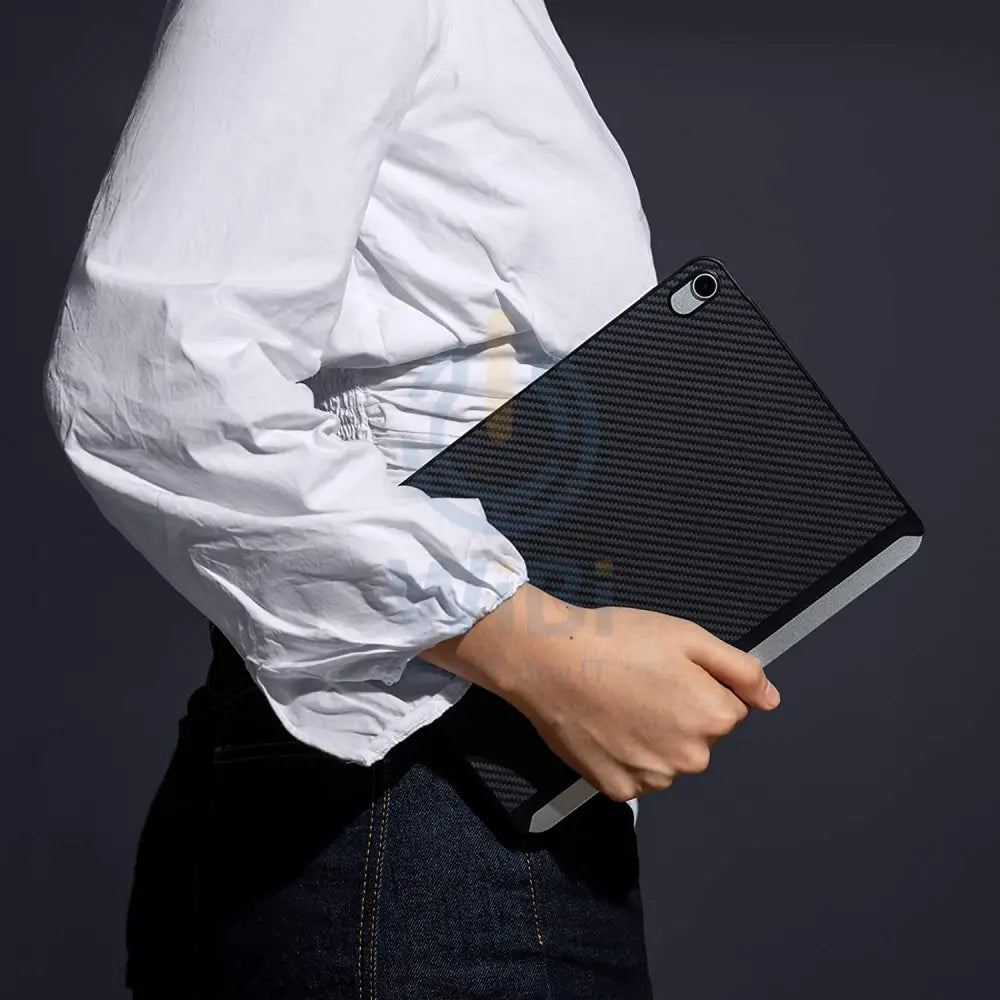Pitaka iPad Air 10.9’’ 4th & 5th Gen / iPad Pro 11’’ 2018 MagEZ Case - Black/Grey Twill Accessories > Mobiles & Tablets
