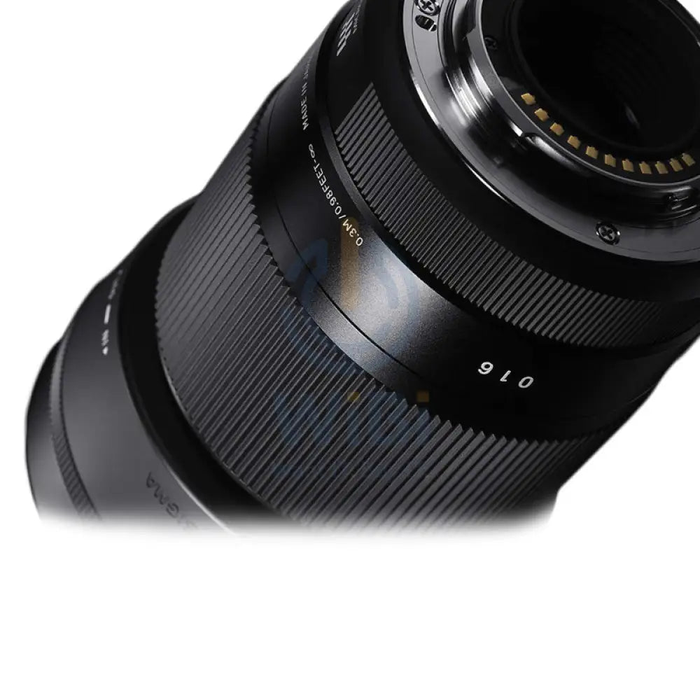 SIGMA 30MM F1.4 DN LENS (C) E-MOUNT Cameras > DSLR Camera Lens