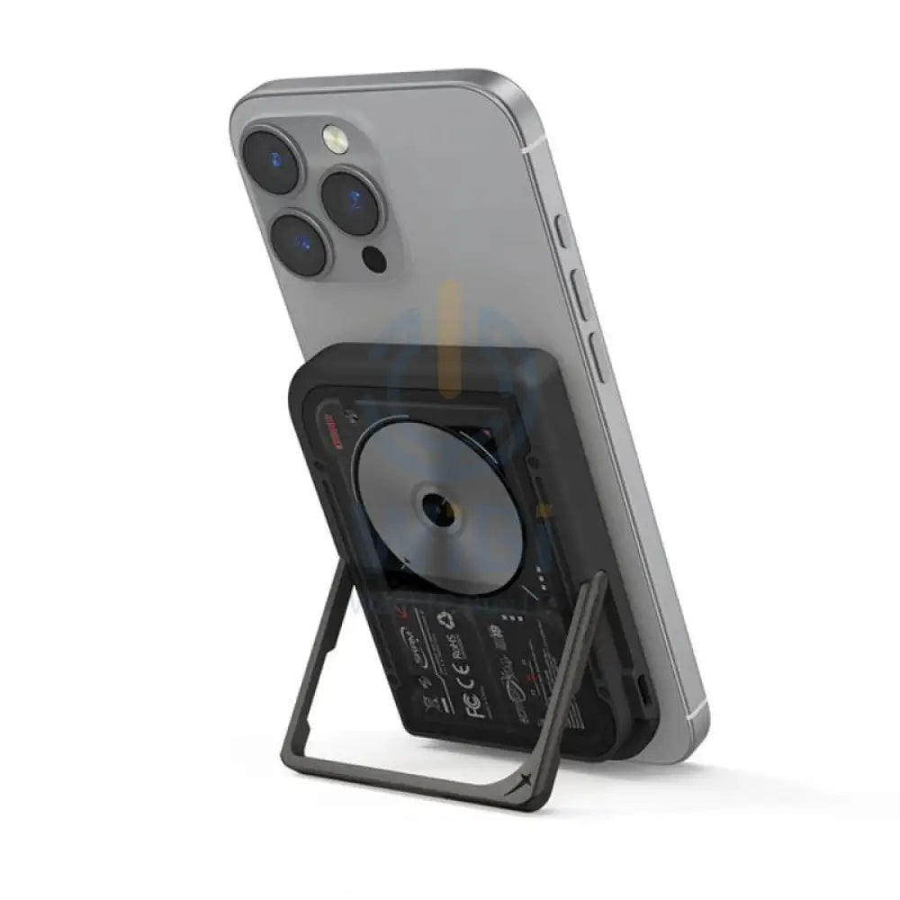 SKINARMA Nova Nexus Magnetic PowerBank With Built-In Kick-Stand - 5000mAh / USB-C / Black Accessories > Power Bank
