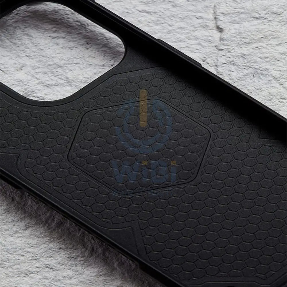 UAG Magsafe Monarch Pro Kevlar Case - Apple iPhone 14 Pro / Silver Accessories > Mobiles & Tablets
