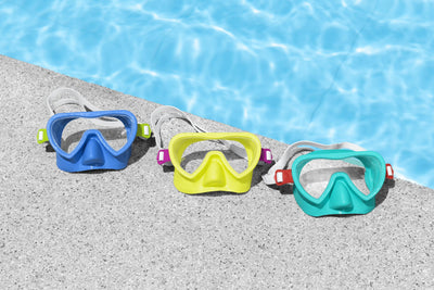Bestway Crusader Essential Mask (Contents: One Mask, 3 Assorted Colors) Age 3+