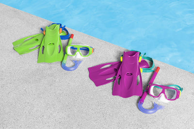 Bestway Explora Essential Snorkel Set (Contents: One Mask, One Snorkel and One Pair of Fins, 2 Assorted Colors, Fin Size: US(5-8) / Eur (37-41) - Age 7+