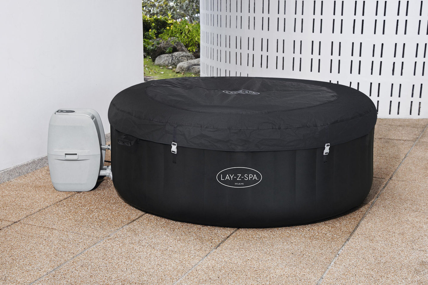 Bestway 1.80m x 66cm miami airjet (contents:one durable liner, one heater(220-240v), one filter, chemconnect, one inflatable cover, airjet system)
