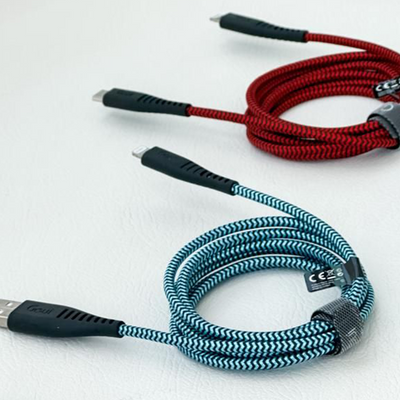 GOUI FLEX 8 PIN USB Cable - USB-A / Lightning / 1.5 Meter / Red