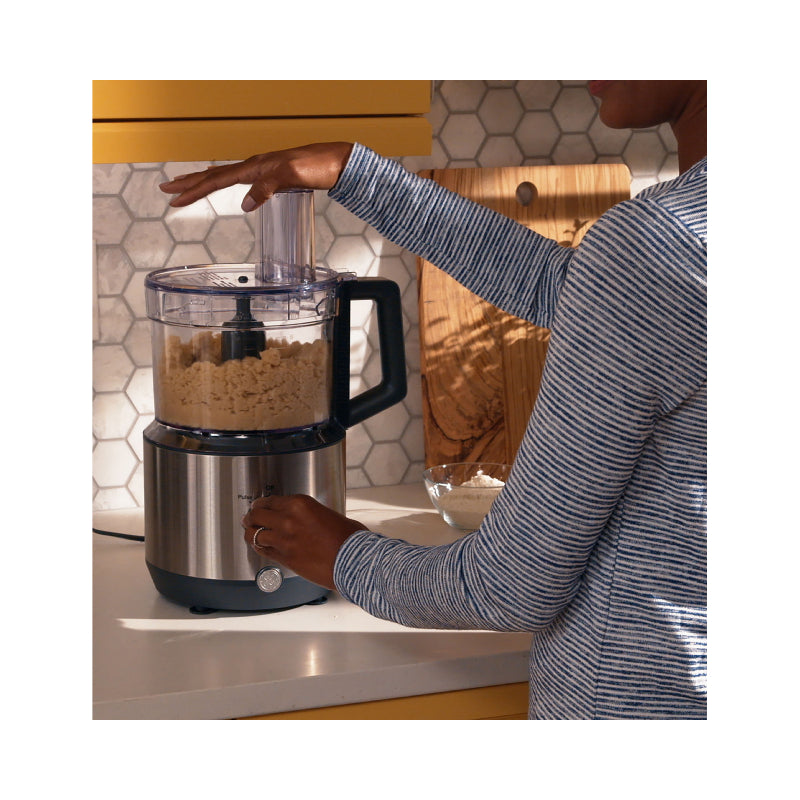 General Electric 12-Cup Food Processor - 550W / 120V / Stainless Steel
