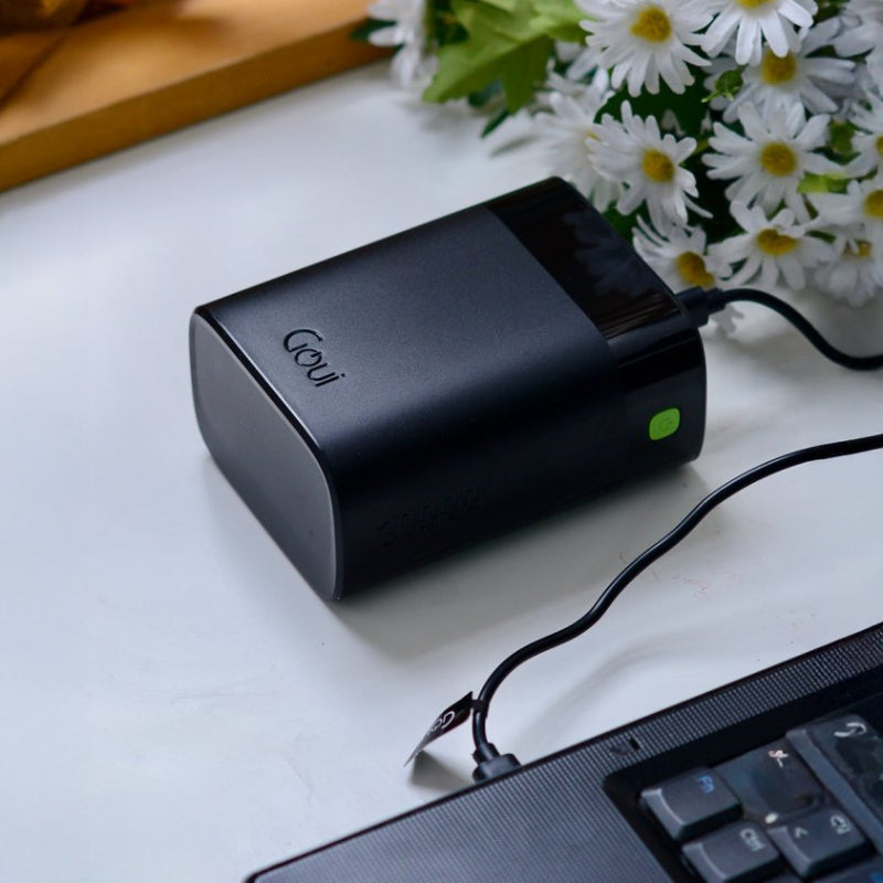GOUI Premium Power Bank - 30,000mAh / USB-A / USB-C / Black