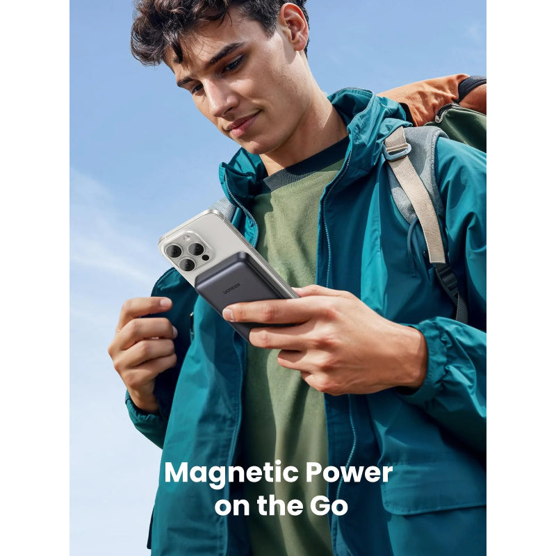UGREEN Magnetic Wireless Power Bank - 10000mAh / 30W / USB-C / Space Gray