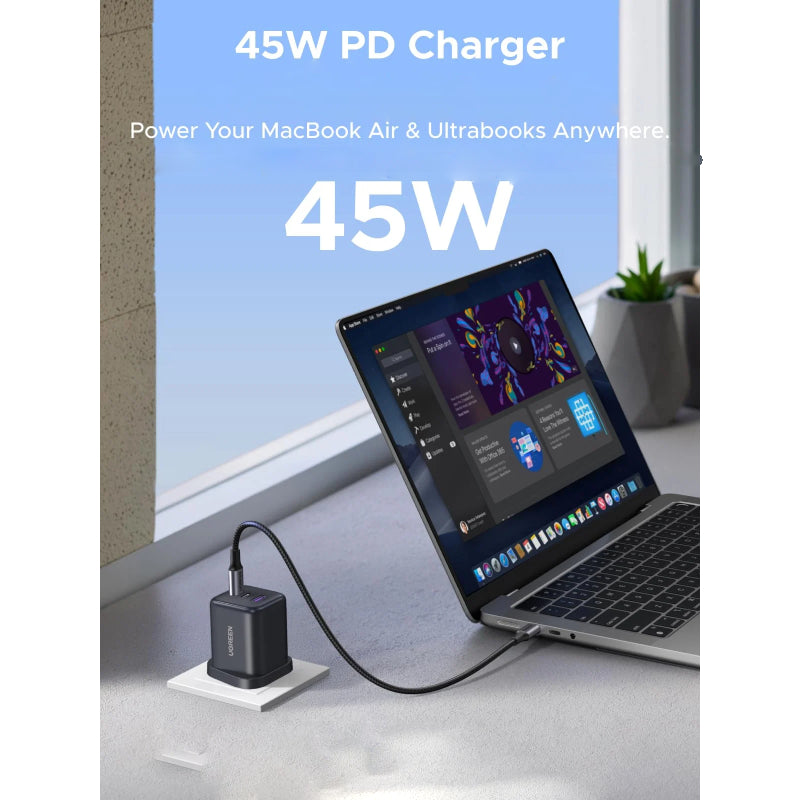UGREEN 3-Port Fast Charger - 45W / USB-A / USB-C / Black