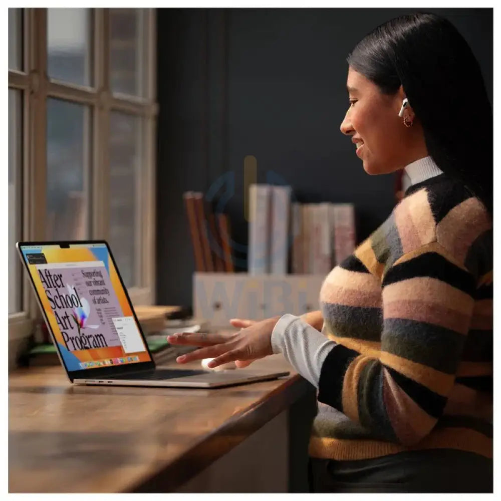 Apple MacBook Air - 15.3’’ / M2 / 8-Core CPU / 10-Core GPU / 8GB RAM / 512GB SSD / Arb/Eng / Midnight / 1YW Laptops
