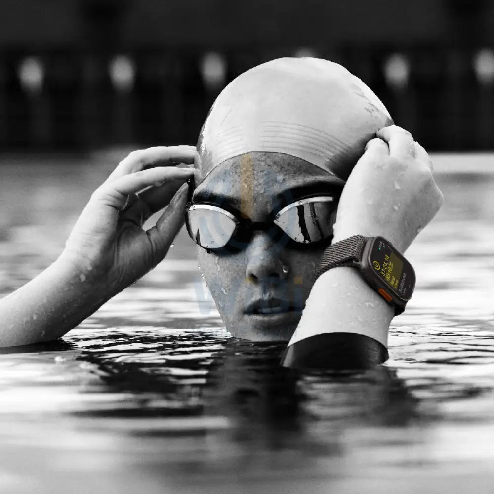 ابل ساعة ألترا 2 - LTPO OLED / 64 جيجابايت / 49 مم / بلوتوث / بلوتوث  واي-فاي / خلوي / متوسط/ كبير تيتانيوم طبيعي طبيعي / أزرق