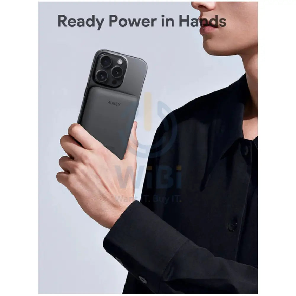 AUKEY PB MS03 MagFusion Slim Magnetic Wireless Charging Power Bank 15W / 5000mAh / USB C / Black Accessories > Power