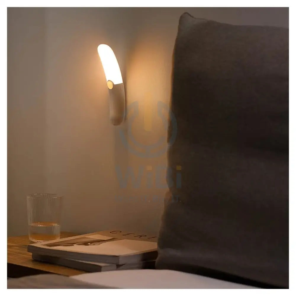 Baseus Crescent Moon Human Body Induction Night Light - 800mAh / 3,000K / White