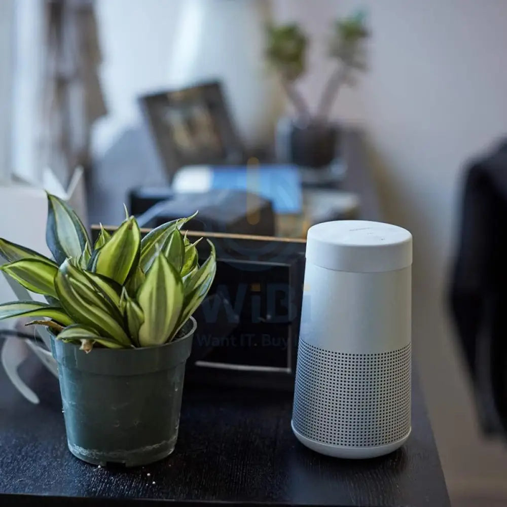 BOSE SoundLink Revolve II - 3.5 مم / بلوتوث / يو اس بي / AUX - فضي اكسسوارات > الصوت > سماعات