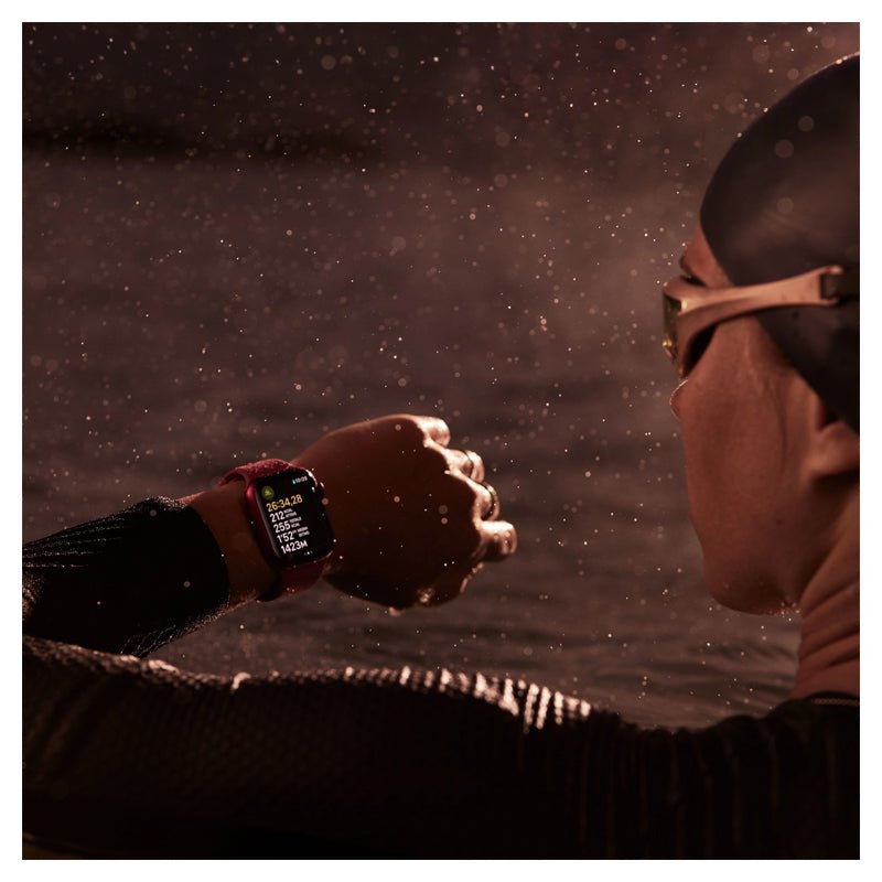ابل ساعة الإصدار 9 مع الرياضة باند - LTPO OLED / 64 جيجابايت / 45 مم / متوسط/ كبير / بلوتوث / واي-فاي / خلوي  ضوء /