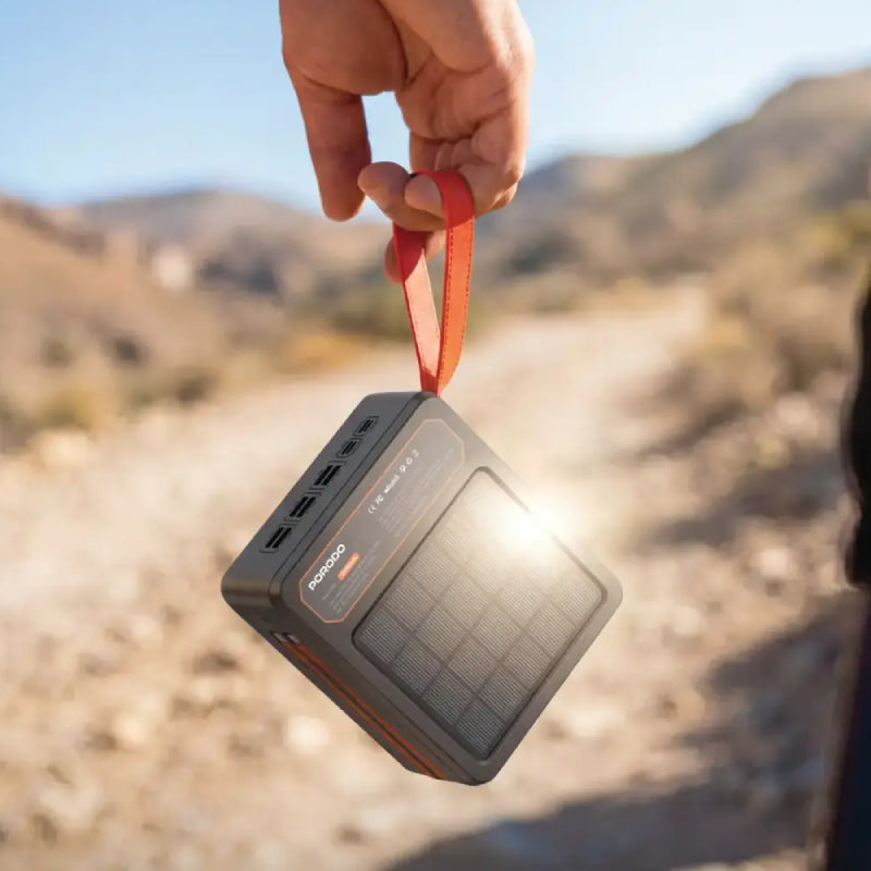 Porodo Larousse Solar طاقة  مع ضوء ال اي دي كبلات  بلت-ان كبلات  120000mAh / 22.5W / يو اس بي/ يو اس بي/ أسود