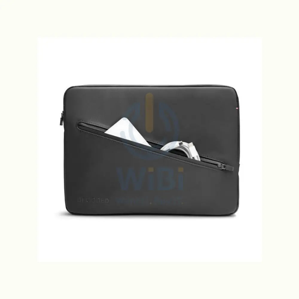Decoded Macbook Pro Sleeve - 15/16 Inch / Bag / Black Accessories > Bag