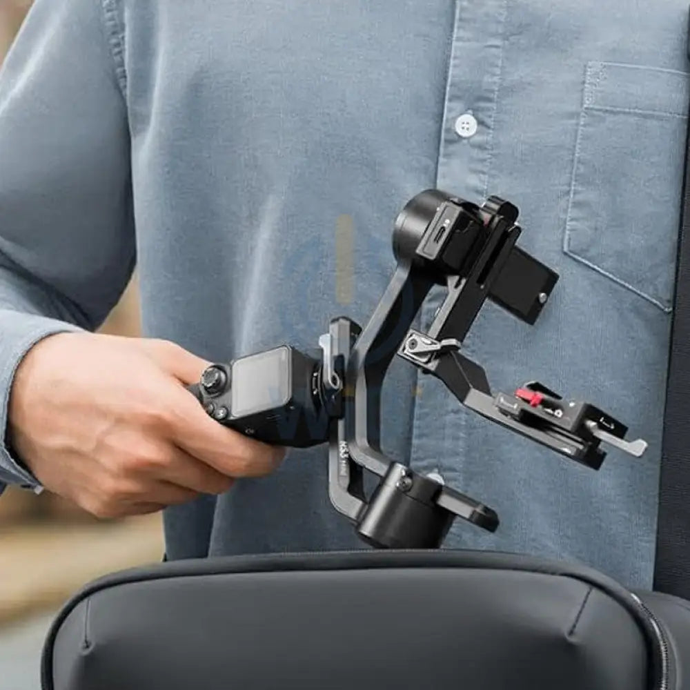 DJI RS 3 ميني مثبت انحراف DJI RS 300M - 2.4 جيجا هرتز / 2450 مللي امبير / بلوتوث  أسود اكسسوارات > كاميرات
