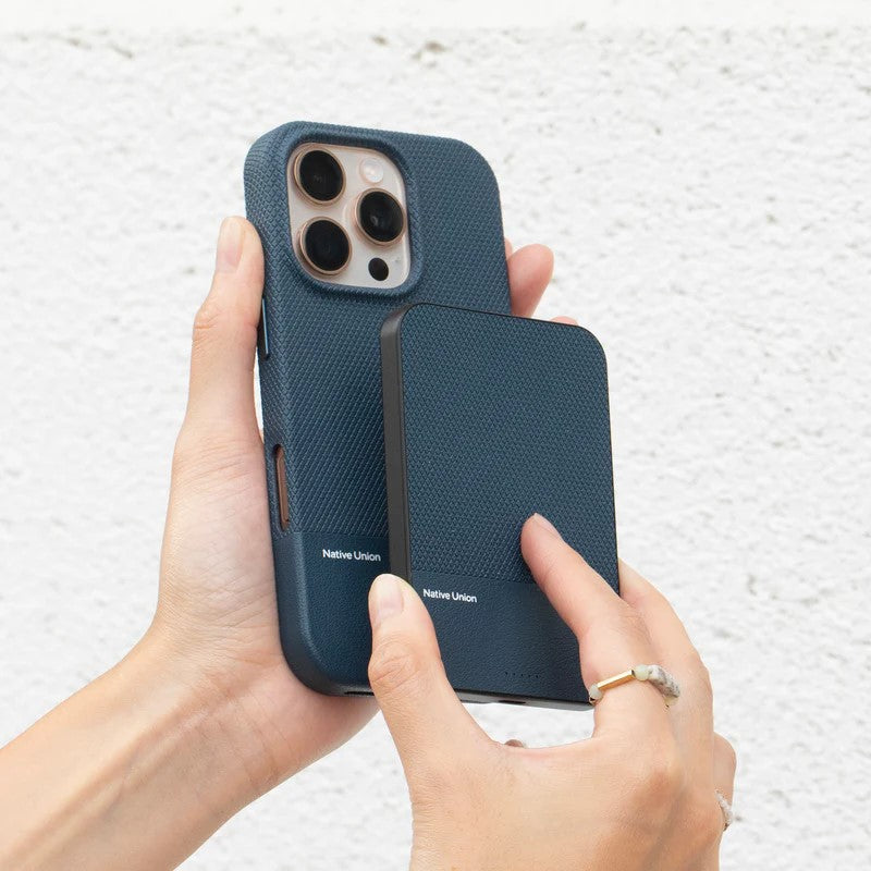 Native Union Classic Magnetic Power Bank 5000Mah - Navy