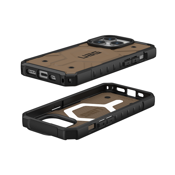 UAG iPhone 15 Pro Pathfinder Magsafe Case - Dark Earth