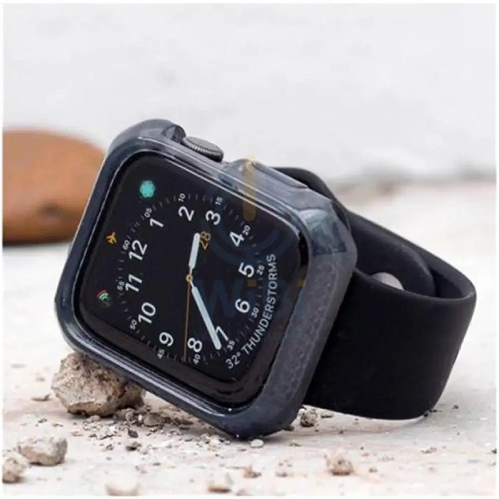 Itskins Spectrum Metal Case - 40mm / Apple Watch Series 6 / 5 / 4 / Se / Black + Clear - Pack of 2 Accessories > Smart