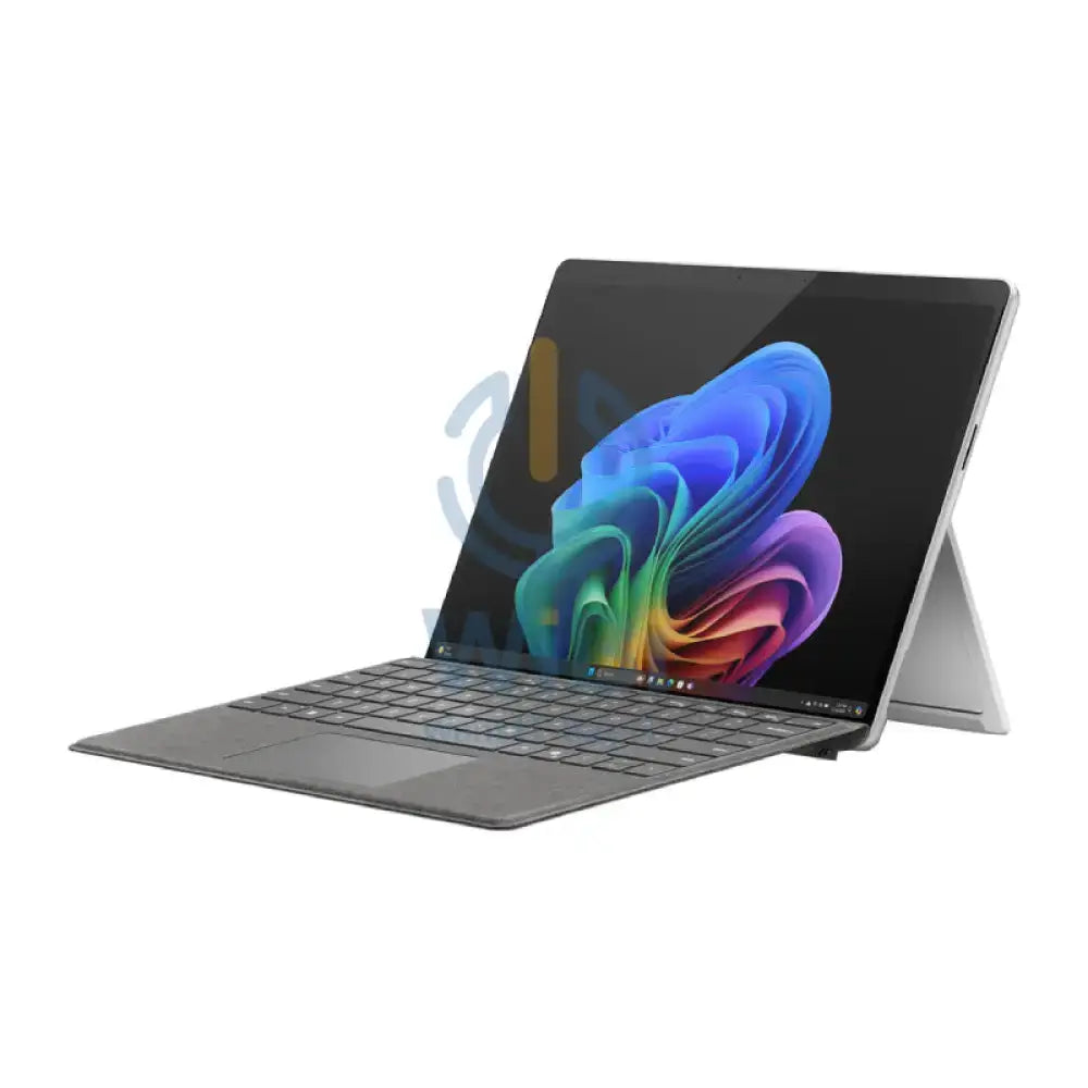 Microsoft Surface Pro 10 - 13.0’’ / Copilot+ PC / Ultra 7 165U / 32GB / 1TB SSD / Win 11 Pro / Platinum / Business