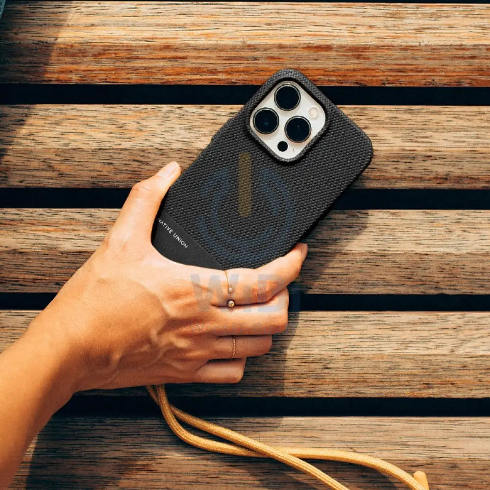 Native Union iPhone 15 Pro (RE) Classic Magsafe Case - Black Accessories > Mobiles & Tablets > Mobiles > Screen
