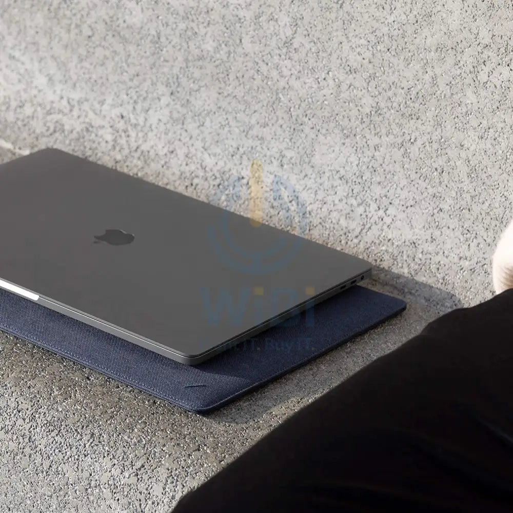 Native Union Stow Slim Sleeve for MacBook 15’’/16’’ - Indigo Accessories > Bag