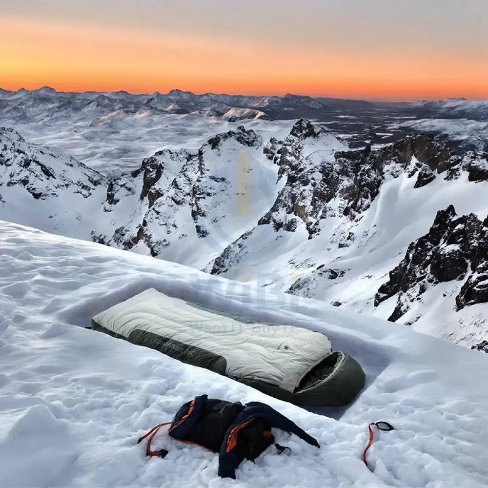 Naturehike XR750 Snow Melt Down Sleeping Bag - Green Outdoor & Travel > Bags