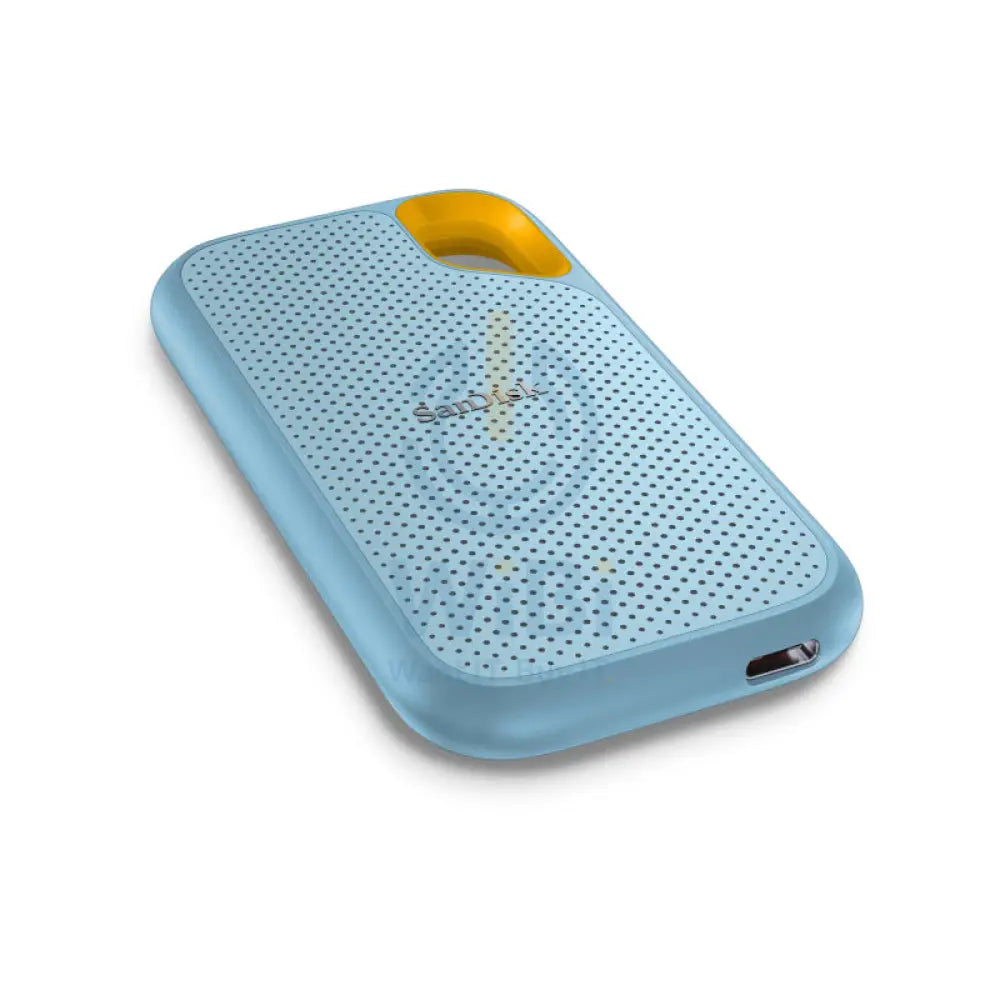 SanDisk Extreme Portable SSD - 2TB / Up to 1050 MB/s / USB 3.2 Gen 2 Type-C / Sky Blue / External SSD (Solid State