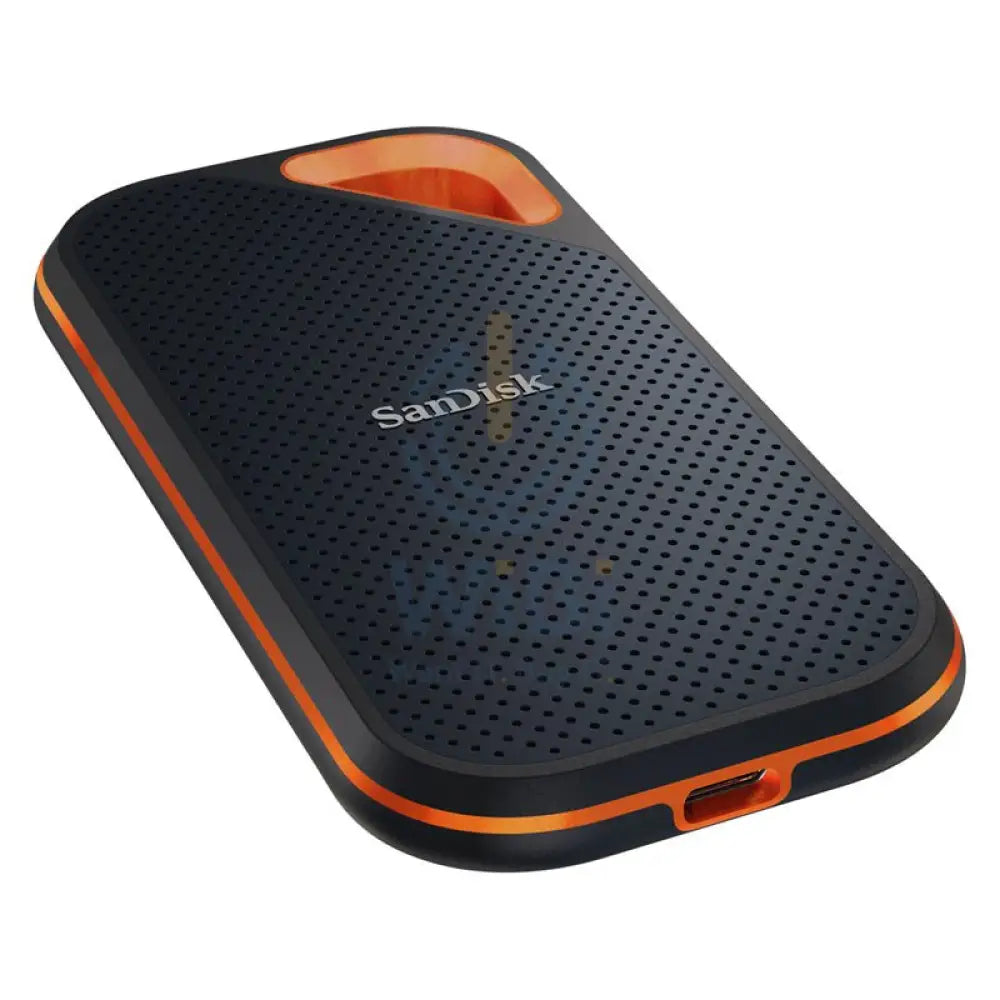 SanDisk Extreme Pro Portable SSD - 2TB / Up to 2000 MB/s / USB 3.2 Gen 2 Type-C / External SSD (Solid State Drive)
